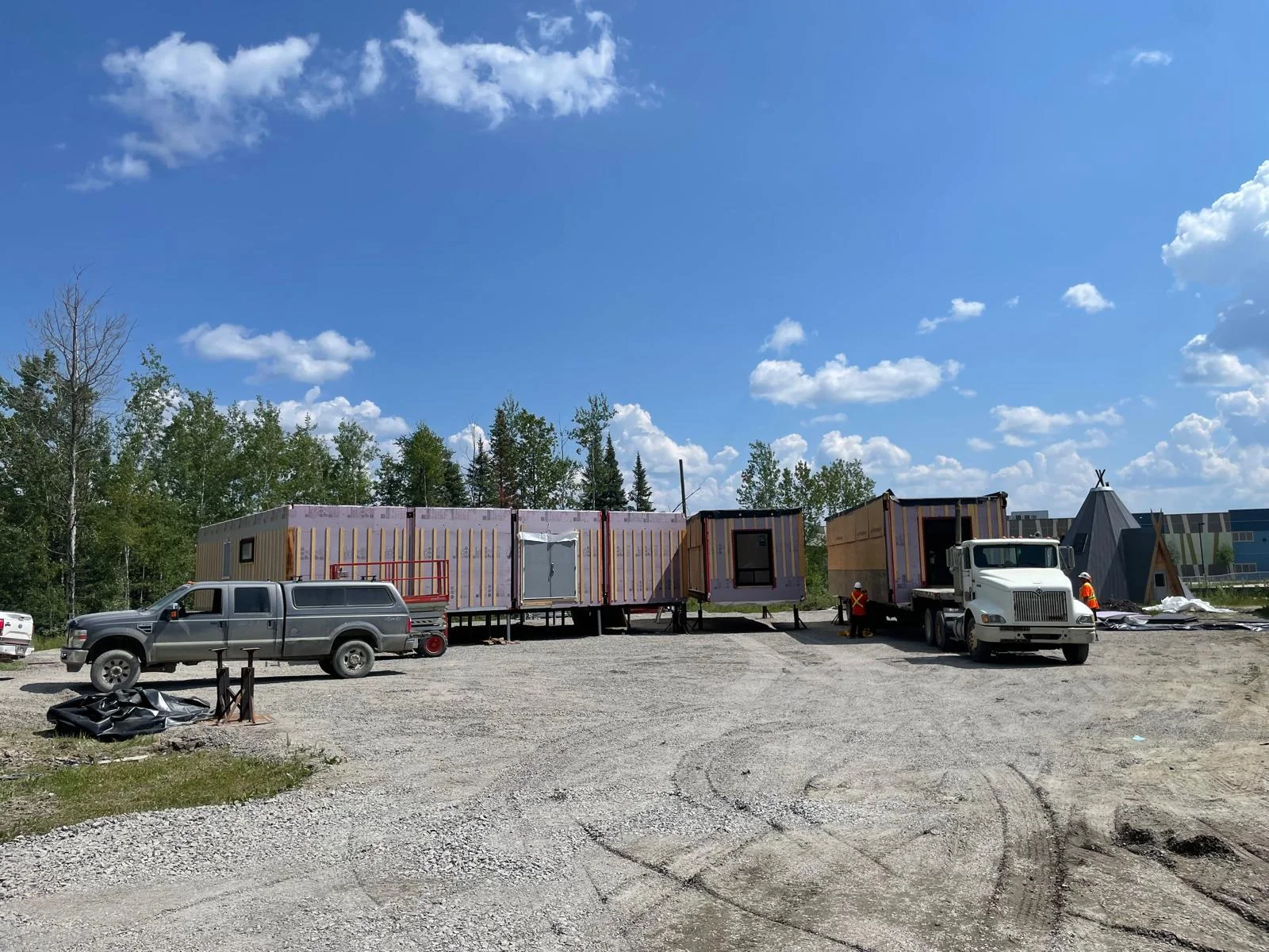 Pikangikum Fitness Centre — Exterior